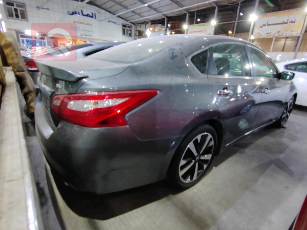 Nissan Altima
